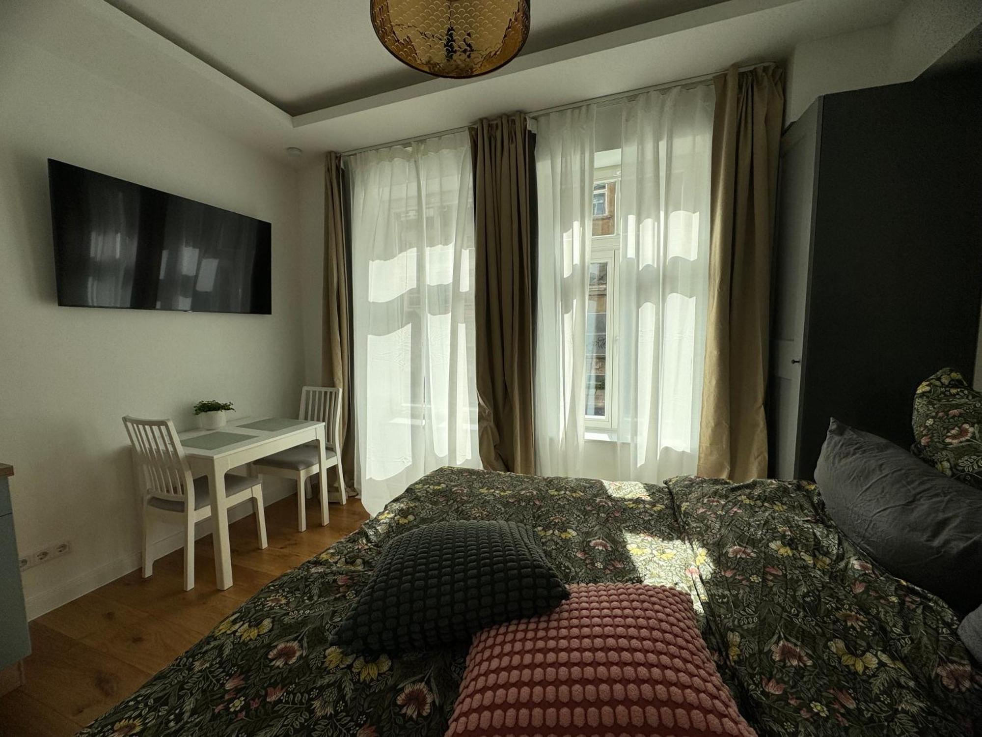 Boutique Hotel Pension Luisengruen Kueche 1Gbs Wlan Netflix Disney Magentatv Chemnitz Exterior photo